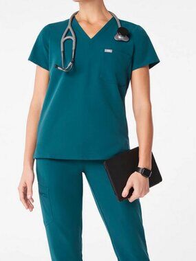 FIGS Caribbean Blue Scrub Set - Catarina XS / Yola Small